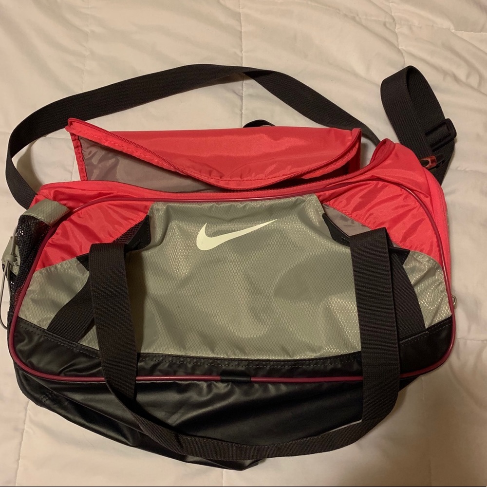 Nike duffel bag